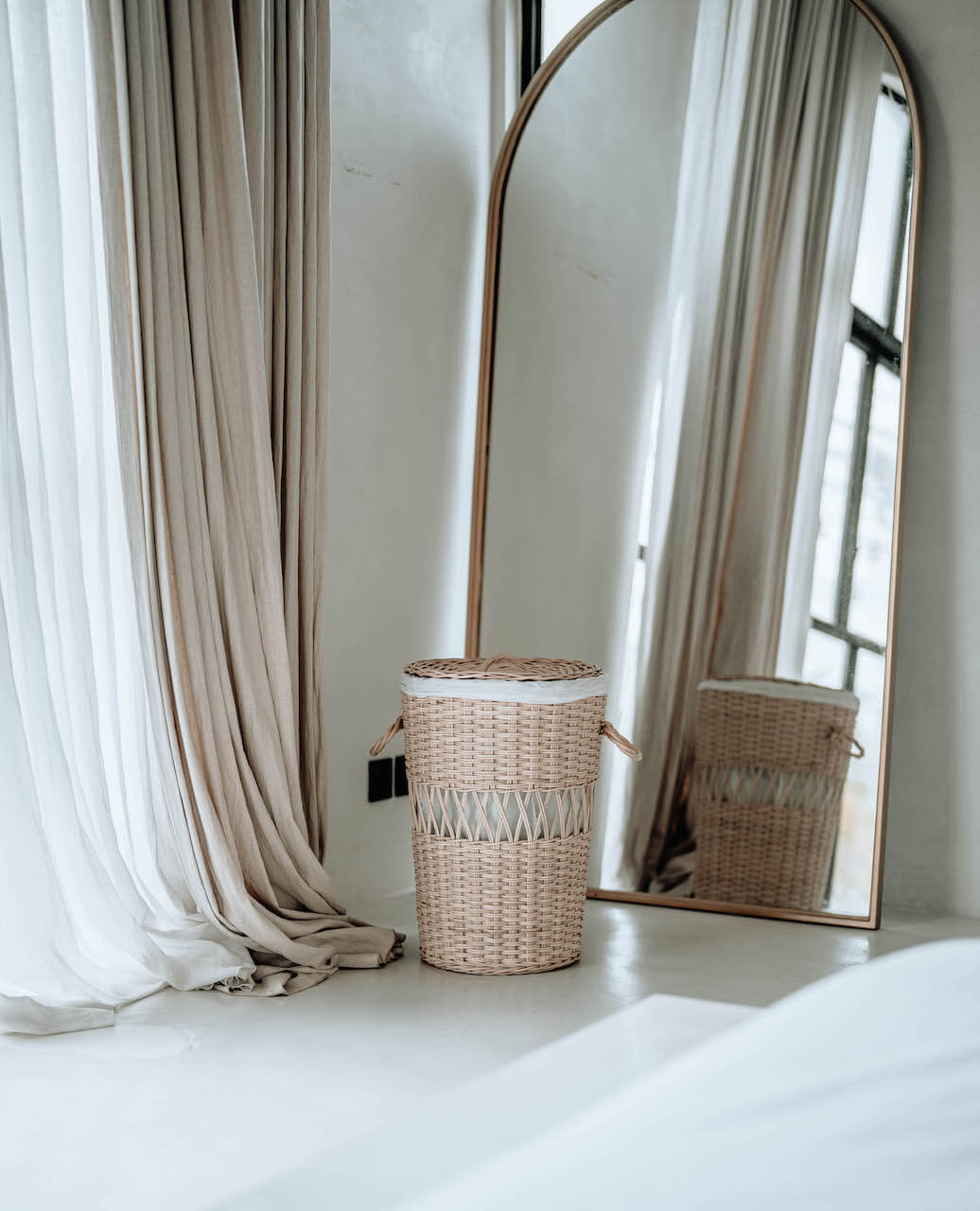 OLALA NATURAL BAMBOO RATTAN LAUNDRY AND STORAGE BASKET.
