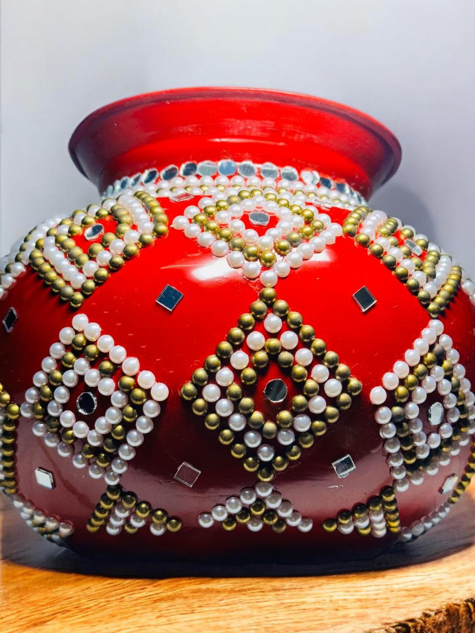 Decorative Round Pot (Design-1)